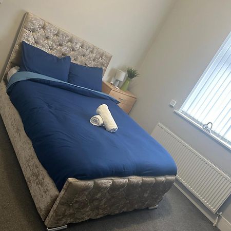 Brunswick Place 1 Bed & Breakfast Stoke-on-Trent ภายนอก รูปภาพ